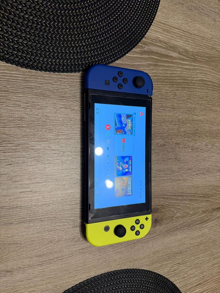 Nintendo switch, Ophalen, Zo goed als nieuw