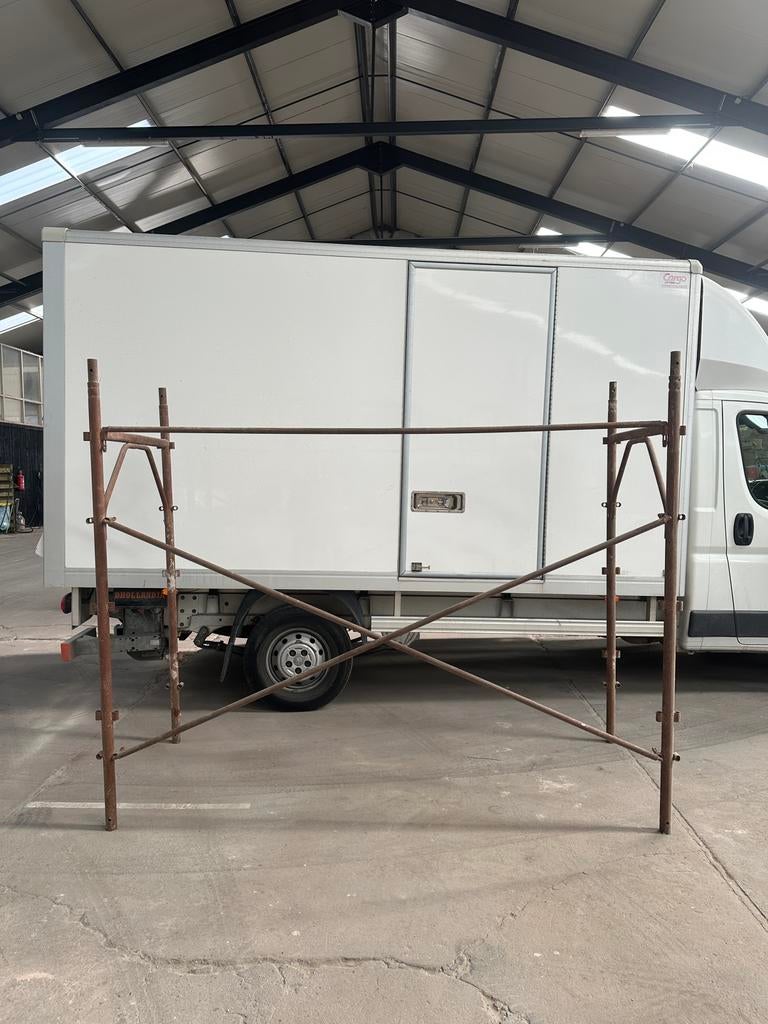 Gevelstelling / steiger, Doe-het-zelf en Bouw, Steigers, Ophalen, Zo goed als nieuw