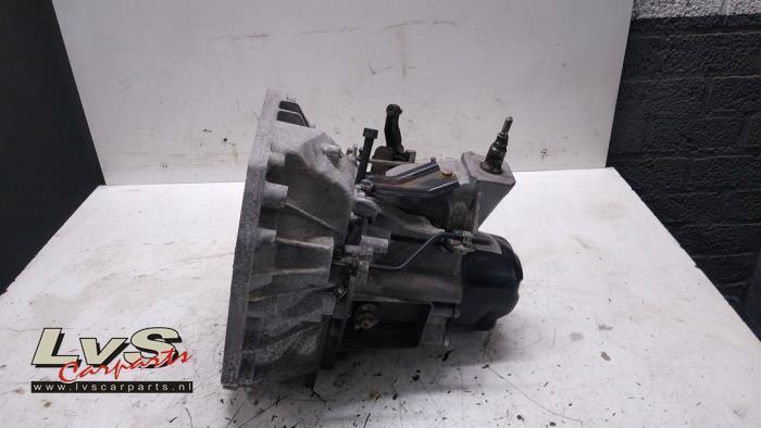 Boîte de vitesse d'un Nissan Micra, Autos : Pièces & Accessoires, Transmission & Accessoires, Nissan, Utilisé, 3 mois de garantie