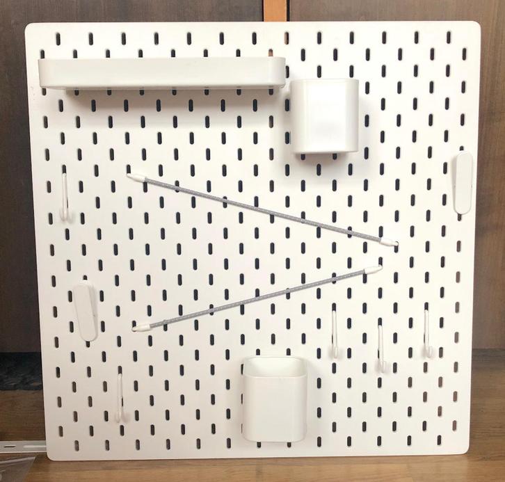Panneau perforé pegboard pour bureau, Divers, Accessoires de bureau, Utilisé, Enlèvement