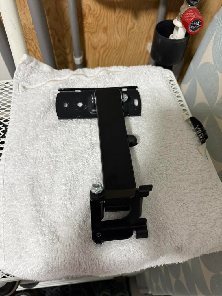 Uitrekbare universele tv beugel, Ophalen, Zo goed als nieuw