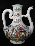 Vintage kruik met Oosterse tekens., Ophalen