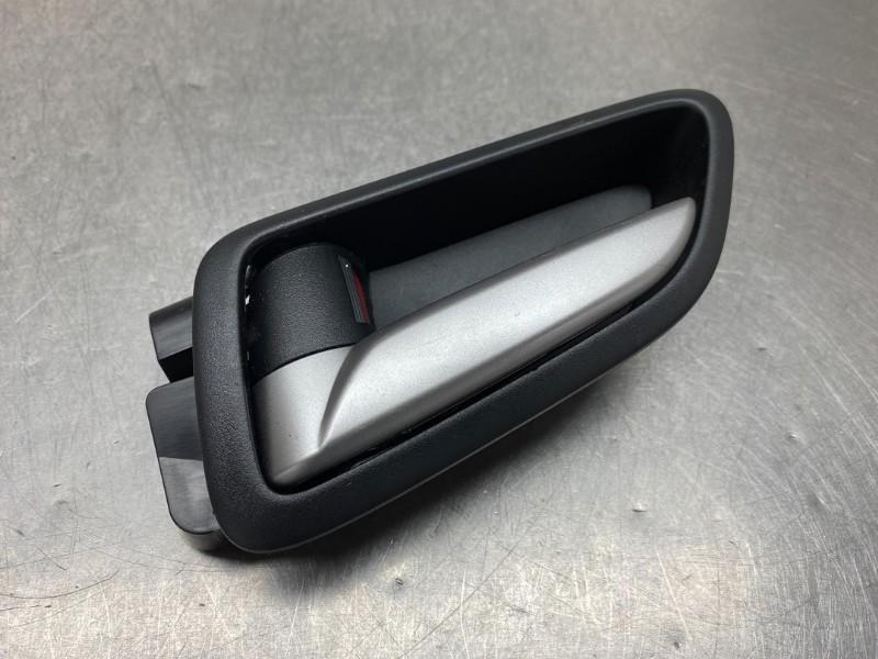 PORTIERGREEP BUITEN LINKS ACHTER Mazda 2 (DJ / DL), Gebruikt, Achter, Mazda