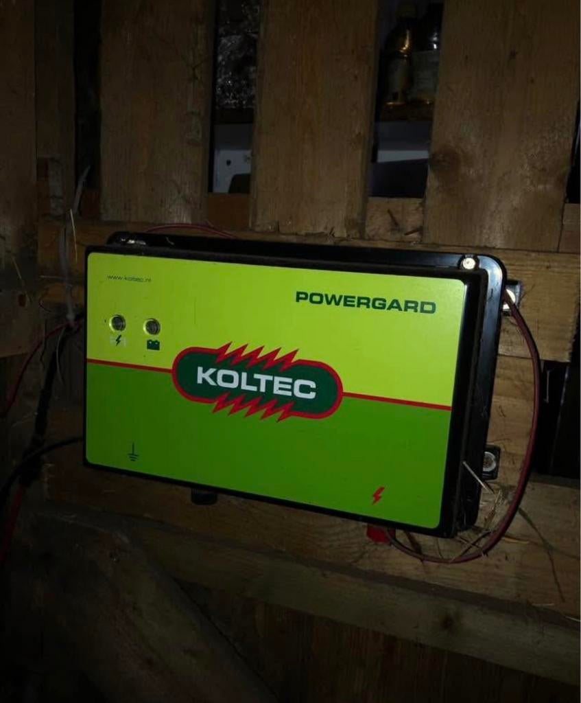 Koltec powergard schrikdraadapparaat 12v / 220v