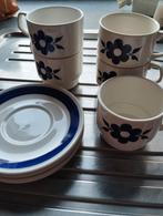 6 Kopjes en 5 ondertasjes bloemmotief, Gebruikt, Keramiek, Ophalen of Verzenden, Overige stijlen