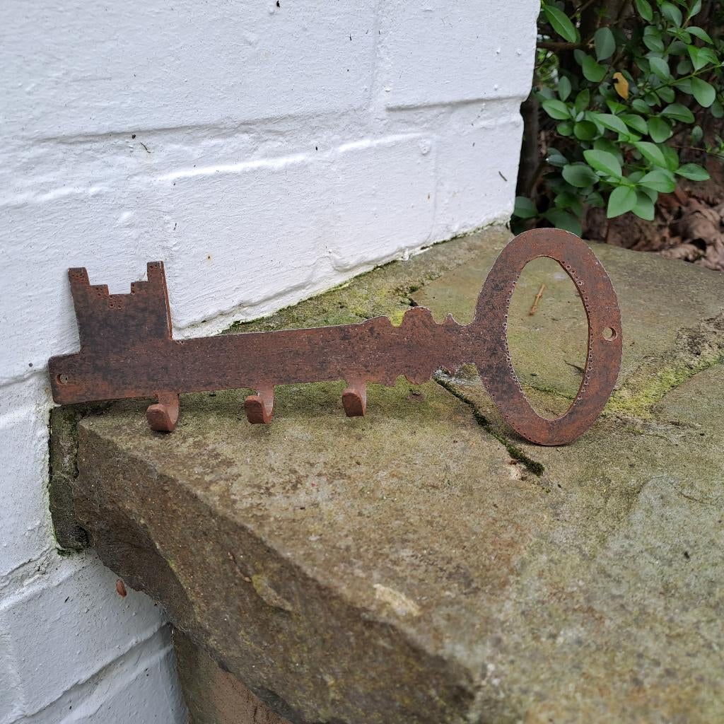 Porte-clés mural en fonte, Moins de 100 cm, Comme neuf, Enlèvement, Autres types