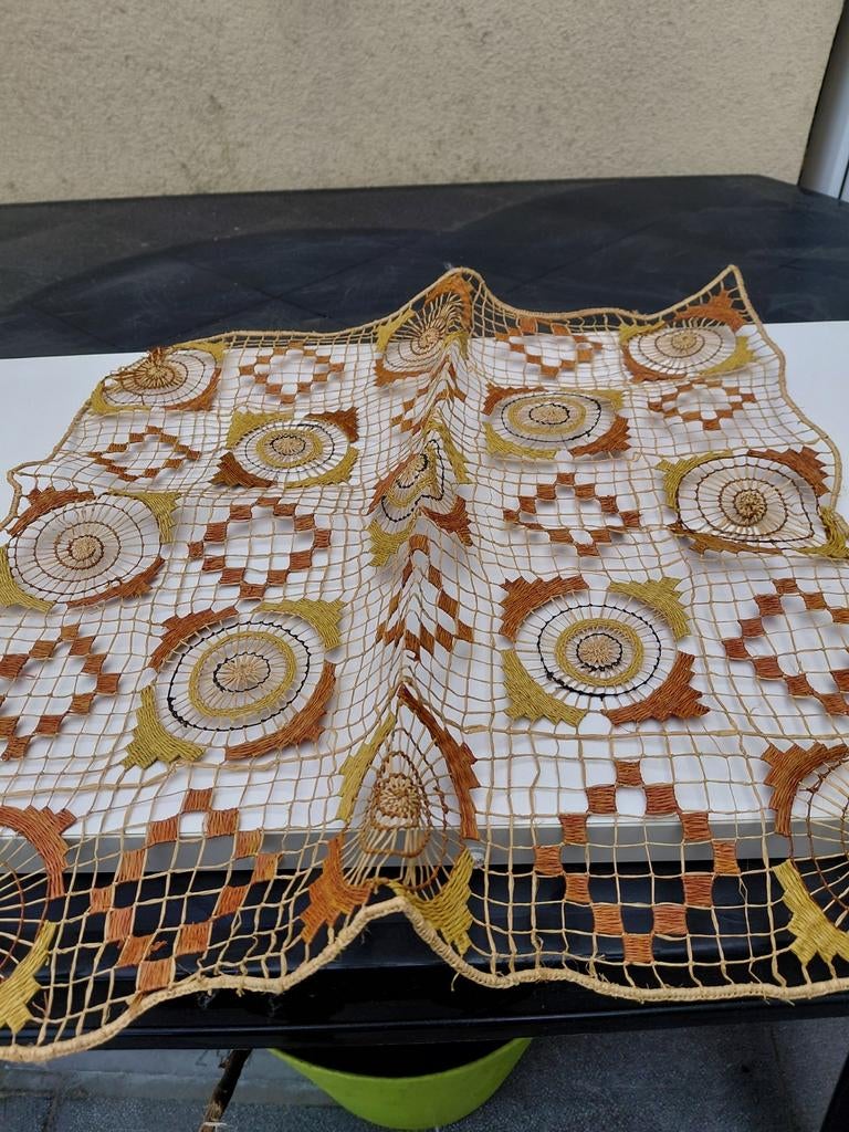 Raffia lapje. Congo, Ophalen