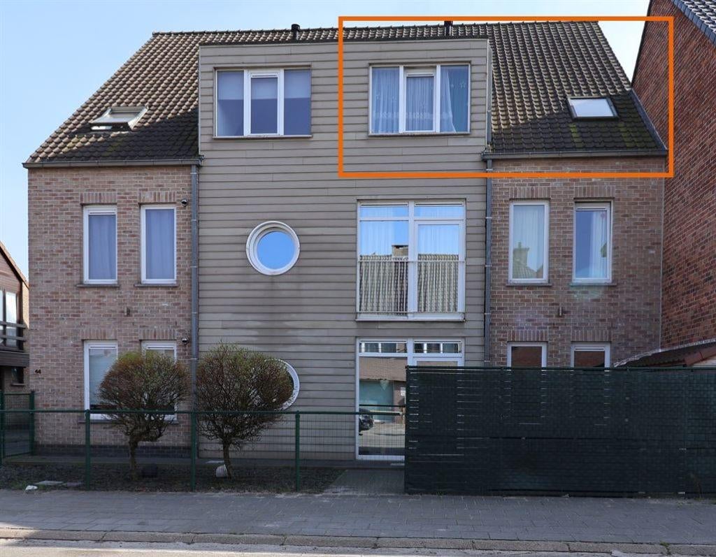 Instapklaar appartement met 2 slaapk. en garage te Zelzate, 83 m², Provincie Oost-Vlaanderen, 134 kWh/m²/jaar, 9 kamers