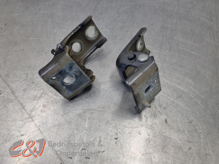 Charnière porte avant droite d'un Citroen Jumpy, -, 3 mois de garantie, Utilisé, -