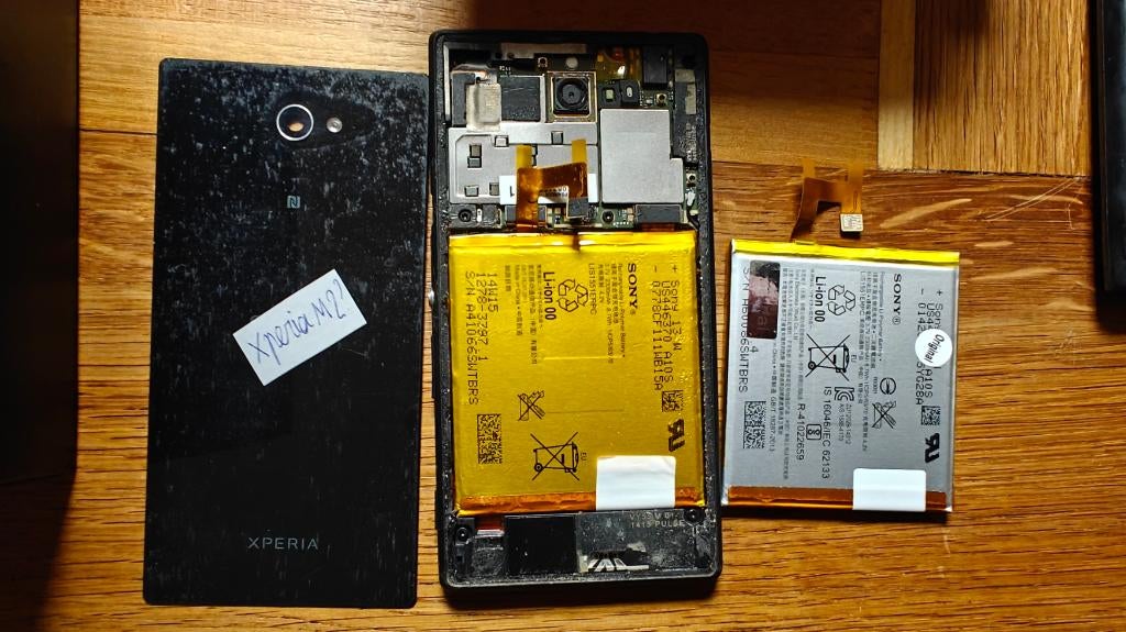 Défaut du Sony Xperia M2, Télécoms, Téléphonie mobile | Sony, Enlèvement ou Envoi, Classique ou Candybar, Ne fonctionne pas, Sans abonnement