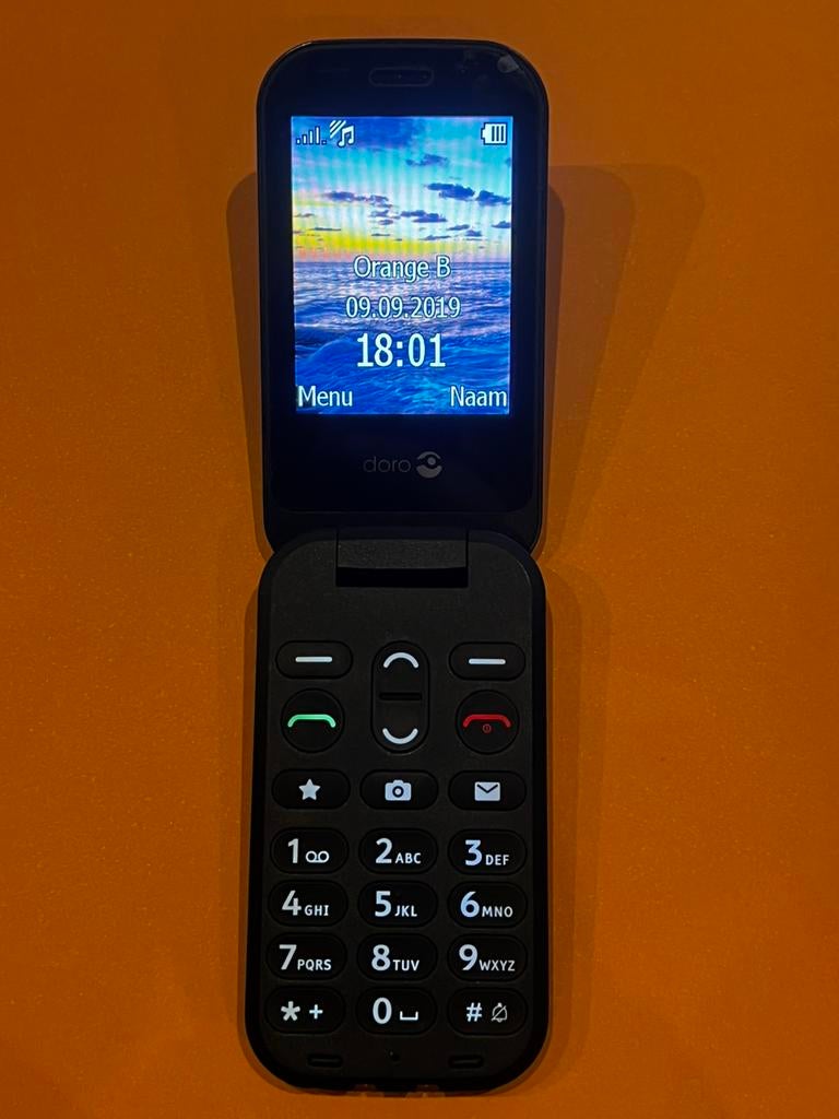 Senioren gsm Doro 6040, Ophalen, Zo goed als nieuw, Zonder simlock, Zonder abonnement