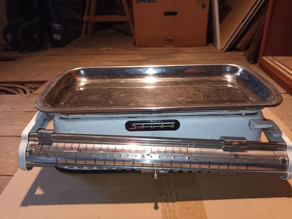 Vintage weegschaal Stube kijk ook eens naar mijn andere voor, Antiek en Kunst, Ophalen