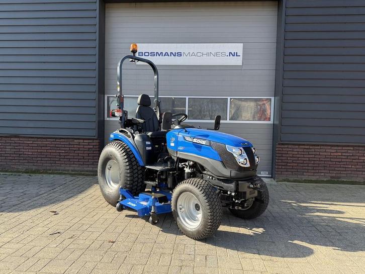 Solis 26 HST minitractor NIEUW met middenmaaidek, Articles professionnels, Agriculture | Tracteurs, jusqu'à 2500, Autres marques