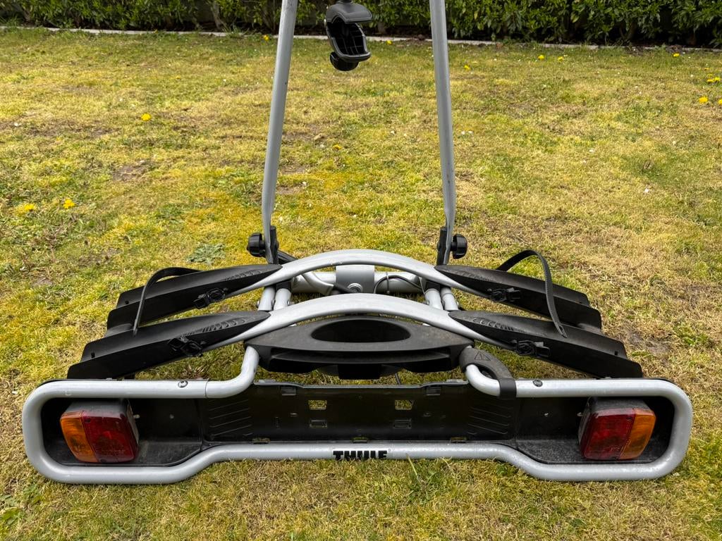 Thule fietsrek 2 fietsen, Auto diversen, Fietsendragers, Ophalen, 2 fietsen, Zo goed als nieuw