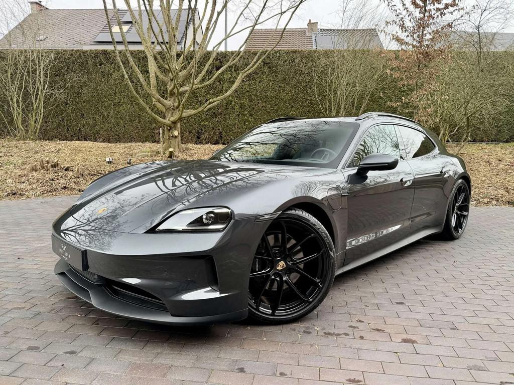 Porsche Taycan Sport Turismo 105kWh/BOSE/Pano/21"/ACC/Top!, Autos, Porsche, Cuir, Argent ou Gris, 2270 kg, Entreprise
