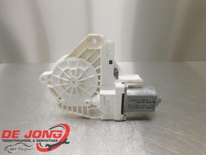 Moteur de vitre portière d'un Audi A4, -, 3 mois de garantie, Audi, Utilisé