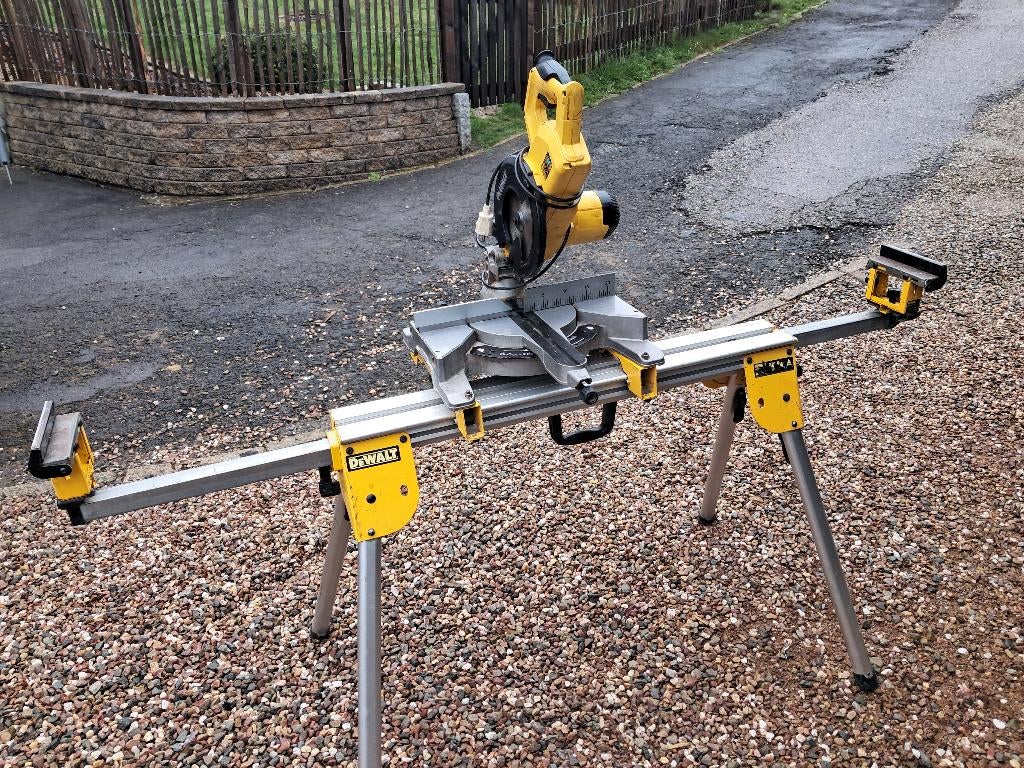 Scie à decouper, Bricolage & Construction, Outillage | Scies mécaniques, 30 à 70 mm, Enlèvement, Utilisé, Dewalt