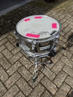 Millenium SD105 10" Snare + Gibraltar Lightweight stand, Muziek en Instrumenten, Drumstellen en Slagwerk, Ophalen of Verzenden