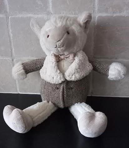 knuffel schaap decoratie, Kinderen en Baby's, Speelgoed | Knuffels en Pluche, Zo goed als nieuw, Ophalen of Verzenden