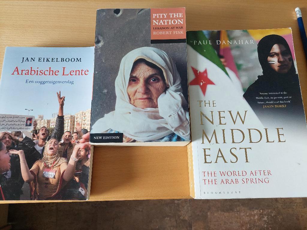 boeken rond Midden Oosten, Autres régions, Enlèvement ou Envoi, Diverse auteurs, Utilisé