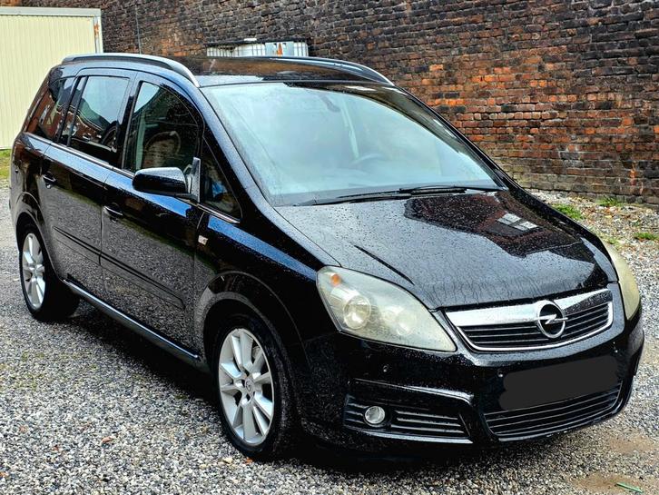 Opel zafira automatic esence 250mlkm. 0488193582, Autos, Opel, Particulier, Zafira, Rétroviseurs électriques, Vitres électriques