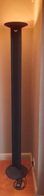 Vloerlamp - Staanlamp | Minimalistisch Design | Vintage '80, Huis en Inrichting, Lampen | Vloerlampen, Ophalen, Gebruikt, Vintage Design - - Modern - Strak - Minimalistisch - Industrieel