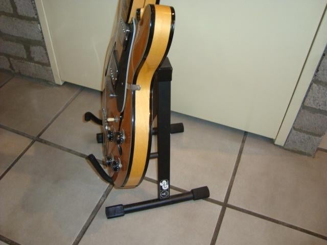 MTE standaard elektr. (bas) gitaren (nieuw, 20231017), Muziek en Instrumenten, Standaarden, Nieuw, Instrumentstandaard, Gitaar