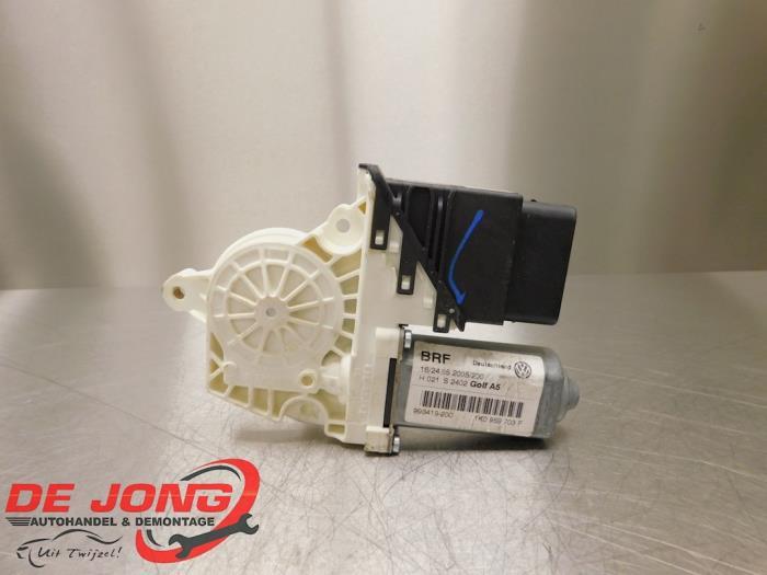 Moteur de vitre portière d'un Volkswagen Golf, Volkswagen, -, 3 mois de garantie, Utilisé