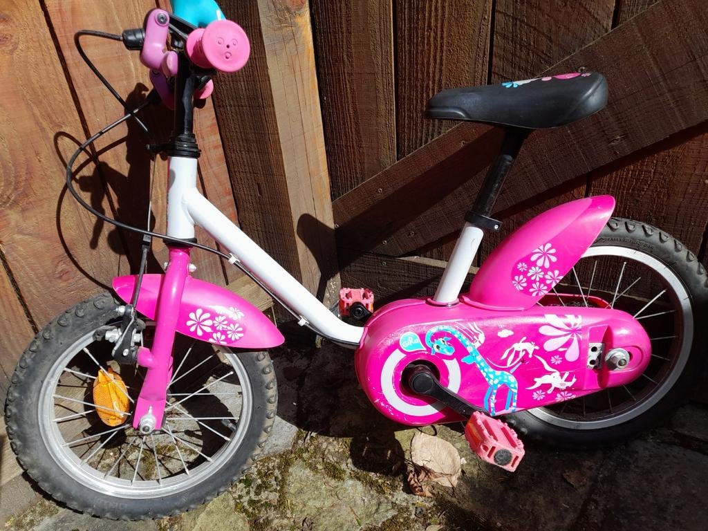 Vélo Enfant Decathlon BTwin – Fille 4-6 Ans – Cadre Blanc/bleu – Selle Rose – 16 Pouces