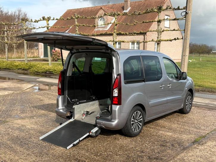 ♿️Peugeot Partner 1.2i Rolstoel Invalide Mindervalide TPMR, Autos, Peugeot, Entreprise, Achat, Partner, Adapté aux personnes handicapées