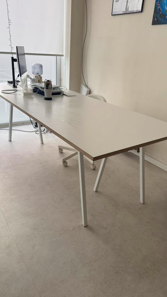 Hay loopstand table 250x92,5cm, Huis en Inrichting, Tafels | Eettafels, Zo goed als nieuw, 50 tot 100 cm, 200 cm of meer, Vijf personen of meer