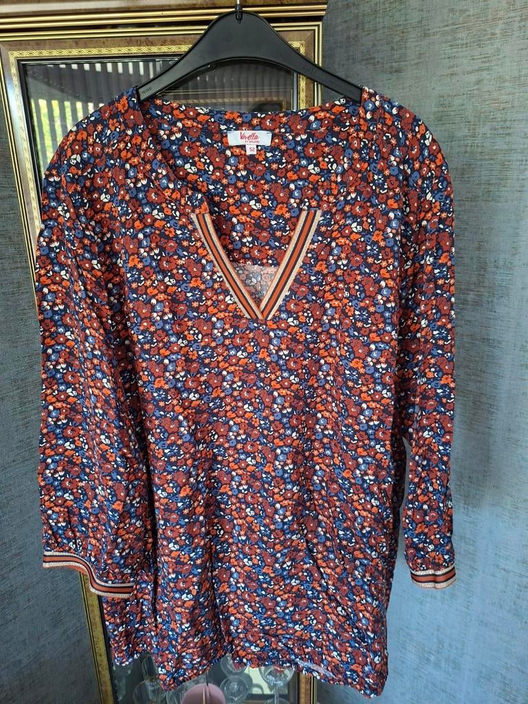 Chemise à fleurs Vivella by Bel&Bo - Taille 52, Vêtements | Femmes, Vivella, Enlèvement, Comme neuf, Chemisier ou Tunique