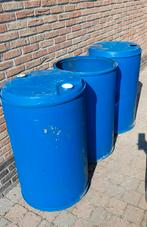 Gratis!!! Gratis blauwe 200liter vaten, 2 gesloten en 1 open, Enlèvement