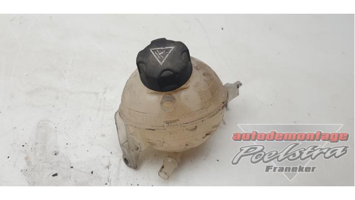 Réservoir d'expansion d'un Peugeot Partner, -, 3 mois de garantie, Utilisé, -