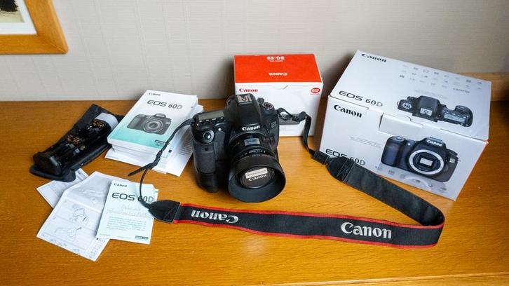 Canon 60D digitale spiegelreflex camera DSLR + accessoires, Audio, Tv en Foto, Fotocamera's Digitaal, Zo goed als nieuw, Spiegelreflex