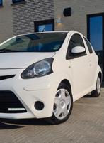 Toyota aygo 1.0 Vti benzine 2012, Autos, Euro 5, Achat, Entreprise, Bluetooth