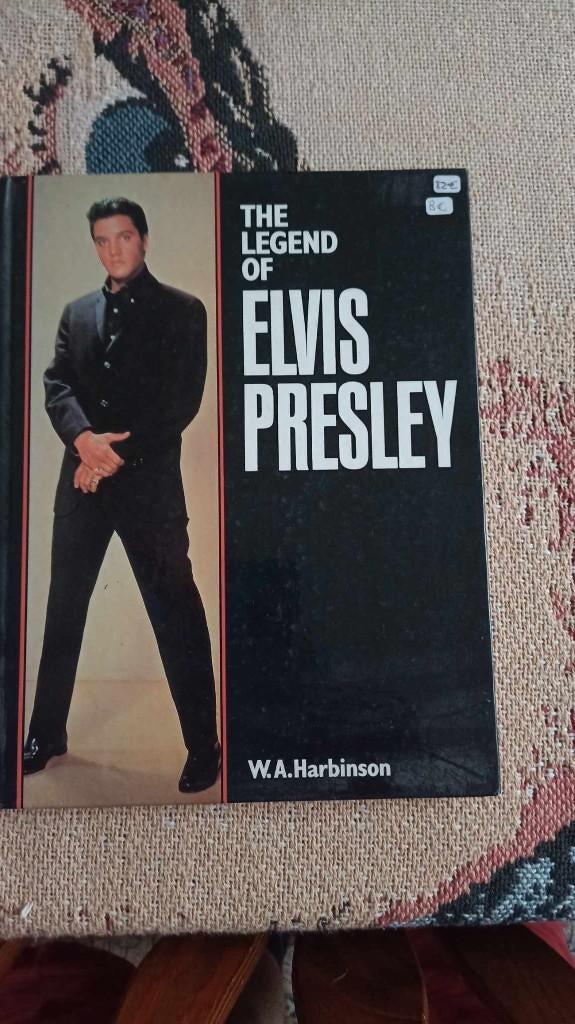 Elvis boek, The legend of Elvis Presley, boek met harde kaft, Livres, Musique, Enlèvement ou Envoi, Comme neuf, Artiste
