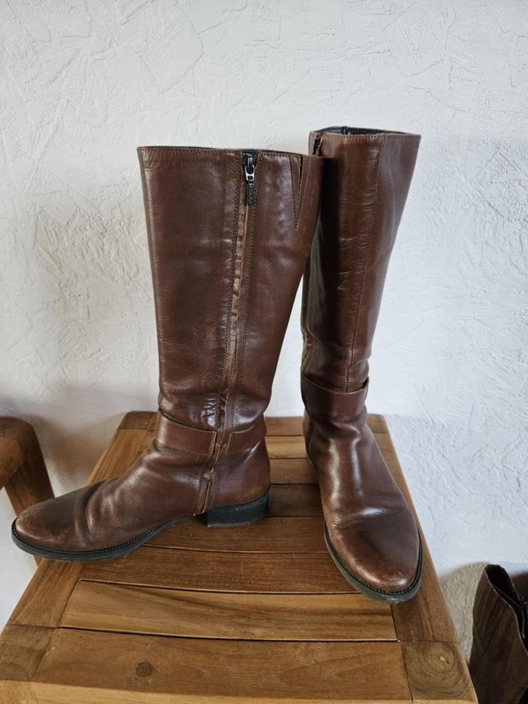 Bottes hautes GEOX en cuir pointure 38, Kleding | Dames, Schoenen, Gedragen, Hoge laarzen, Bruin, Ophalen of Verzenden