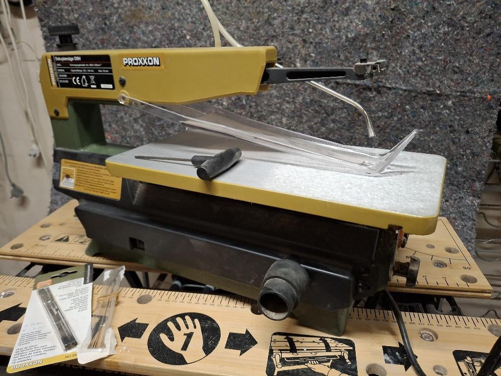 elektrische figuurzaag, Doe-het-zelf en Bouw, Gereedschap | Zaagmachines, Zo goed als nieuw, Figuurzaag, Minder dan 600 watt, Minder dan 30 mm