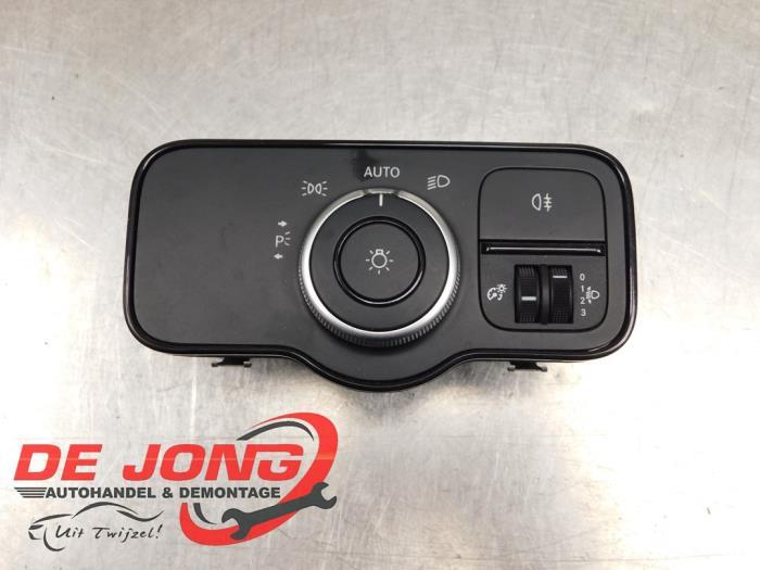 Commutateur lumière d'un Mercedes Sprinter, Autos : Pièces & Accessoires, Tableau de bord & Interrupteurs, 3 mois de garantie