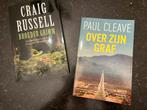 Thrillers: Broeder Grimm  en Over zijn graf, Enlèvement ou Envoi, Comme neuf