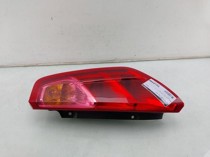 FEU ARRIÈRE DROIT Fiat Grande Punto (199) (01-2005/06-2013), Autos : Pièces & Accessoires, Éclairage, Fiat, Utilisé