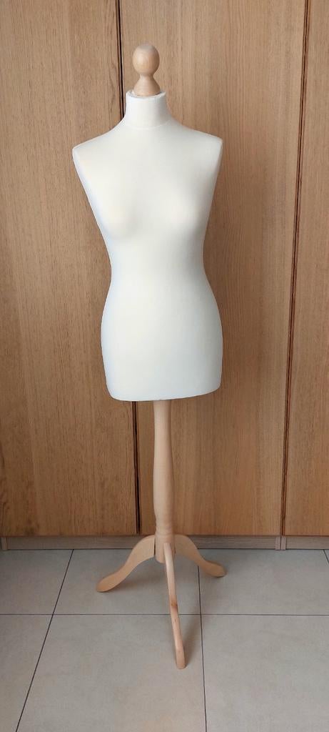 Mannequin sur support en bois - parfait état !, Enlèvement, Mannequin