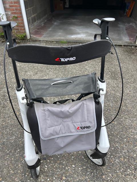 Lichtgewicht opvouwbare rollator incl zitje met rugleuning, Divers, Déambulateurs, Neuf, Poids léger, Enlèvement