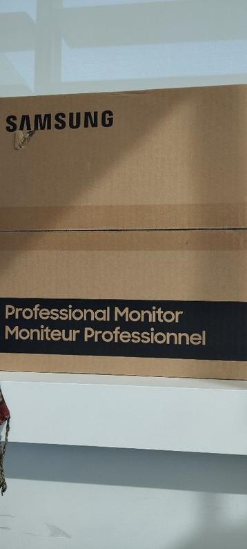 Samsung Monitor - Nieuw beschikbaar voor biedingen