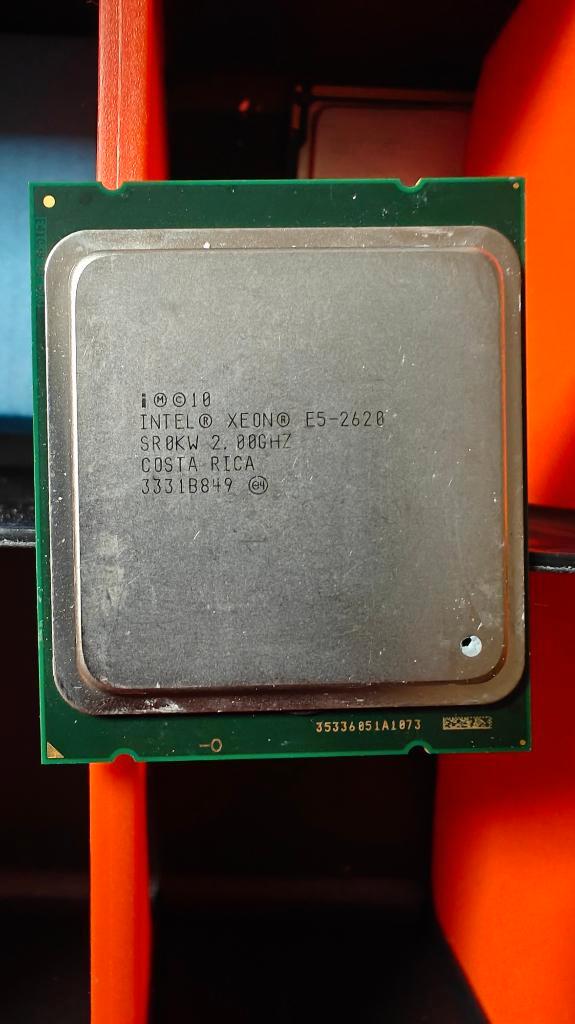 Intel Xeon E5-2620 LGA 2011 6 cores 12 threads, Computers en Software, Processors, Gebruikt, 6-core, 12-core, 2 tot 3 Ghz, Ophalen of Verzenden
