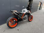 KTM - 890 DUKE R, 2 cilinders, 890 cc, Motorrijbewijs A, Bedrijf