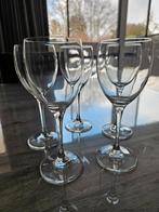 5 wijnglazen, Ophalen