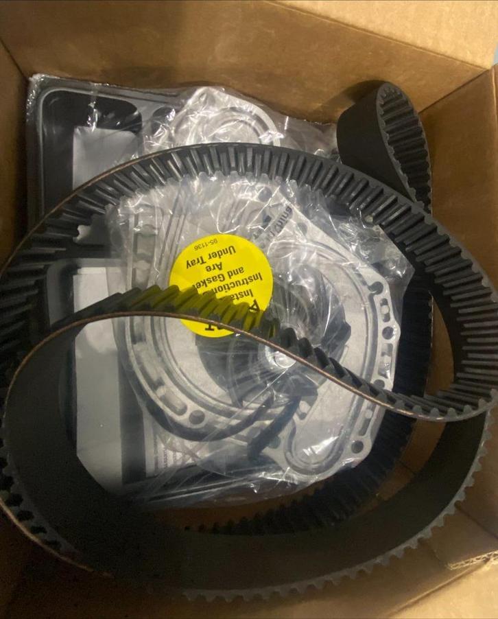 Chrysler Distributieriem set met waterpomp, Auto-onderdelen, Motor en Toebehoren, Chrysler, Nieuw, Ophalen of Verzenden