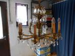 Zware bronzen parelluster, Ophalen